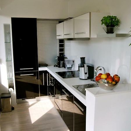 Modern Apartment In Uccle - Brussels Exterior photo